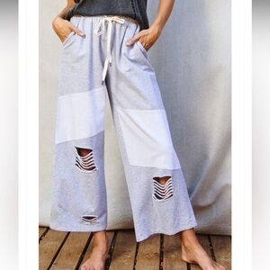Time After Time gray white distressed cropped wide leg high rise sweatpants Sz L